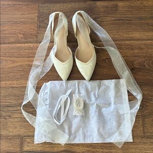 Kailee P Ankle Wrap Satin Block Heels | Size 8 | Ivory
